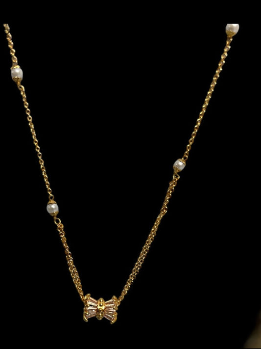 Damru shape pendent with chain