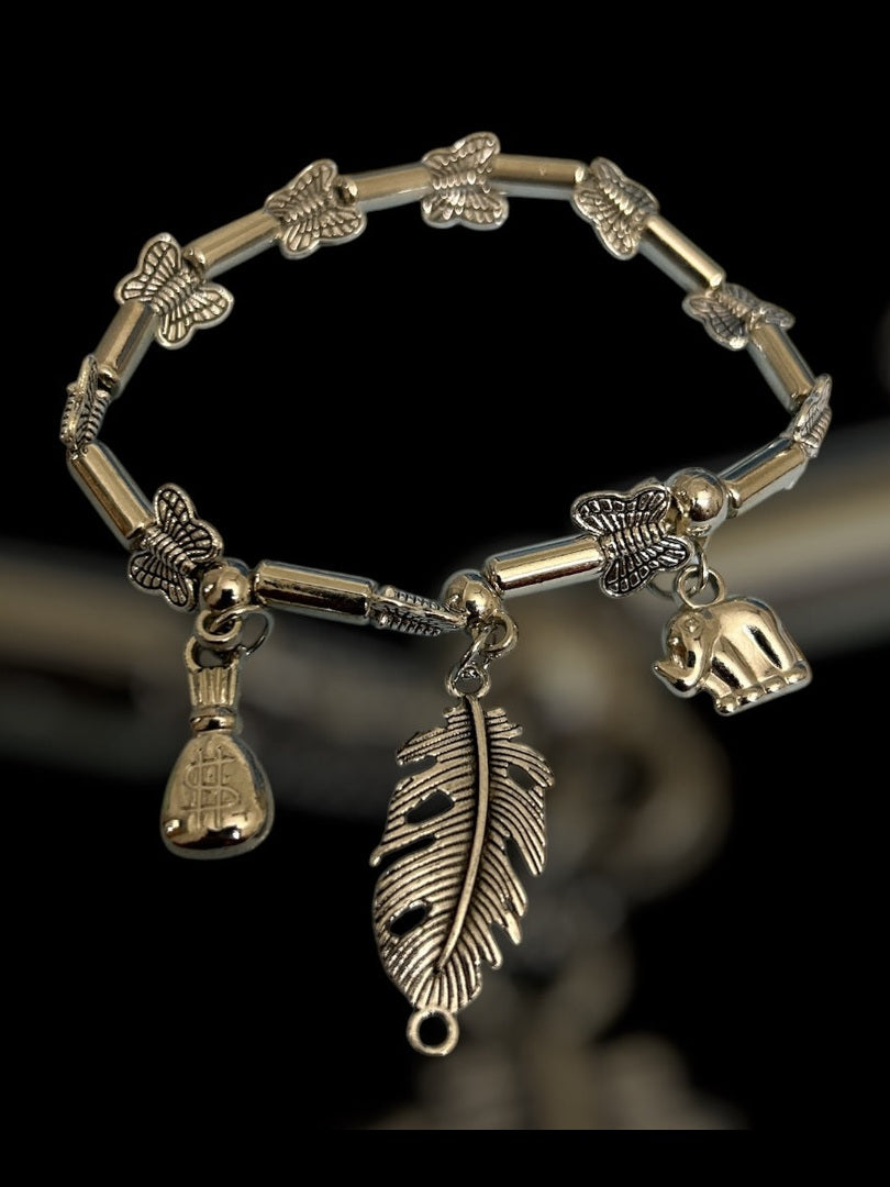Stylish Adjustable Oxidised Leaf Bracelet