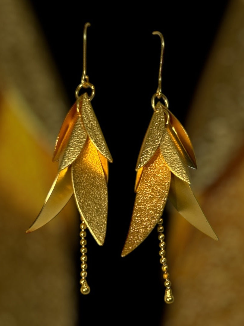 layered leaves earring