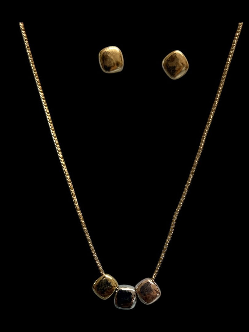 Square earring and neckless set