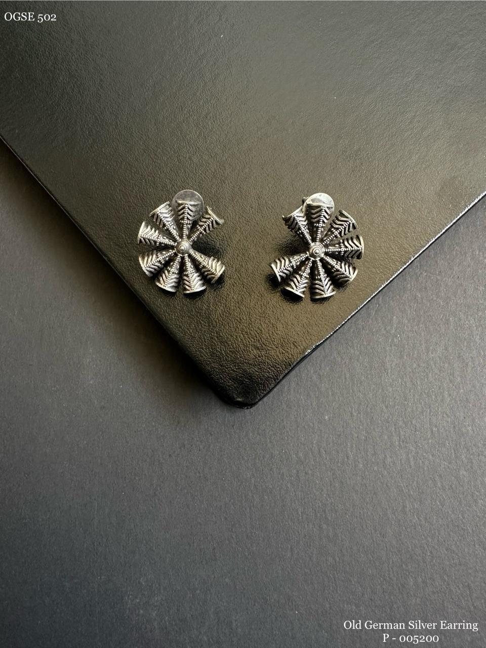 German silver Half flower earring