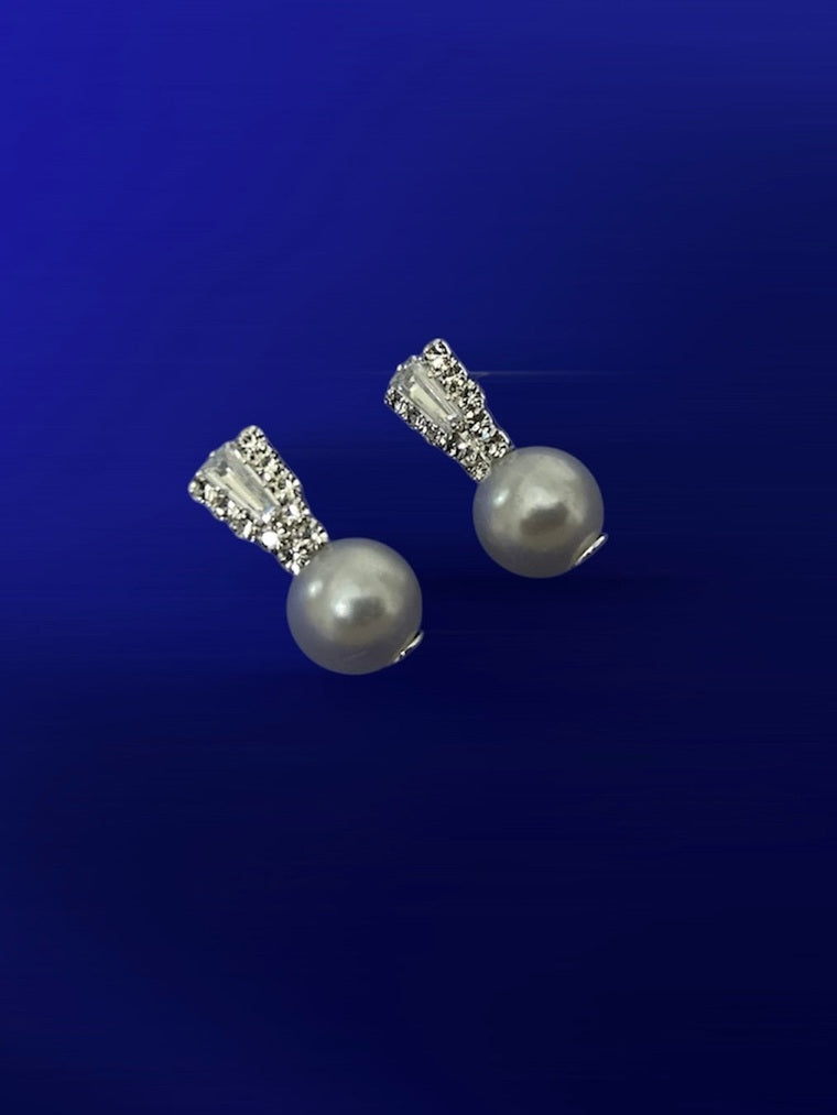 Elegant pearl stud earrings