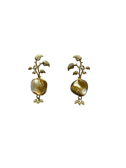 Marble stone with leaves earring