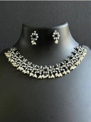 Maya German silver neckless