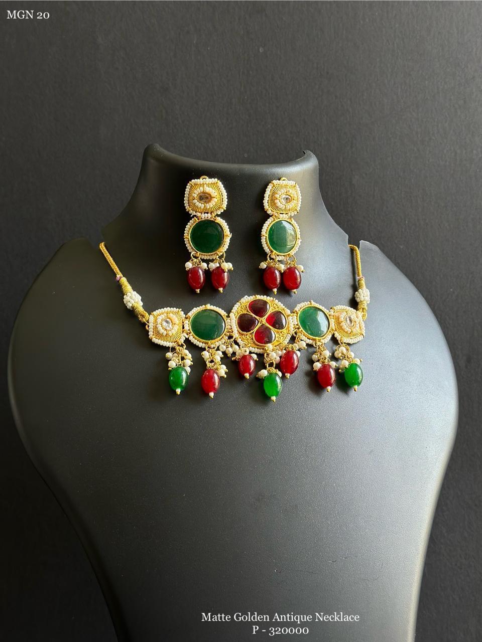 Colourful stone and pearl choker set