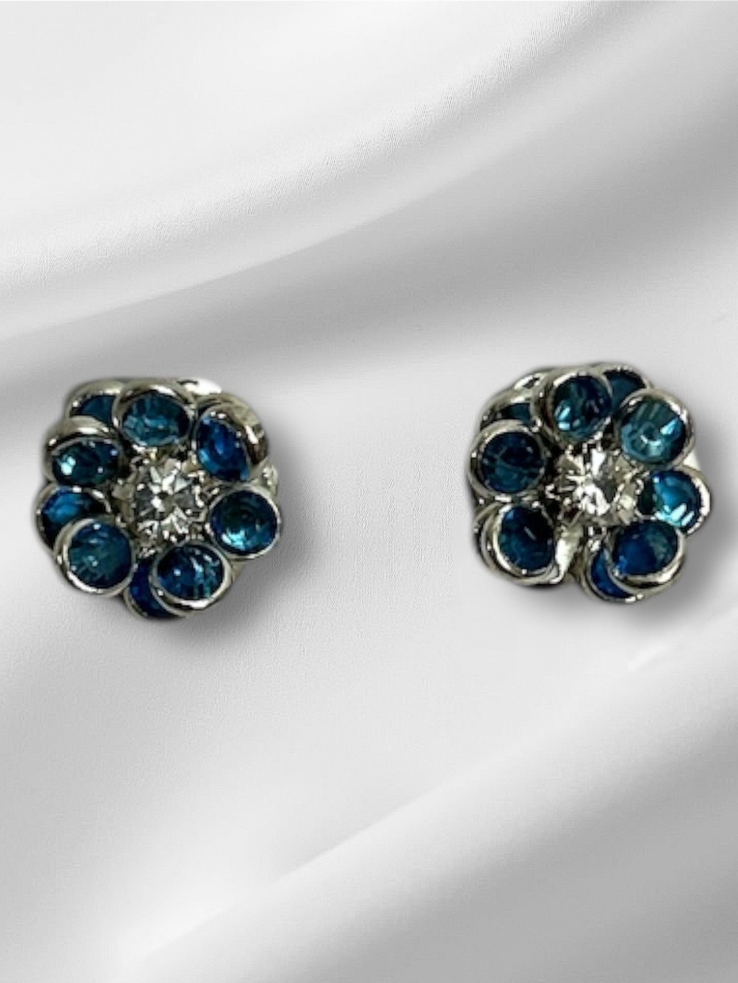 Lariat Diamond Studs