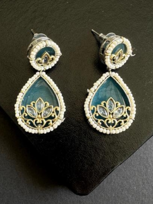 Pearl drop kundan earring
